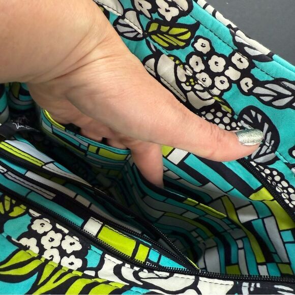 Vera Bradley island blooms Floral Patterned bucket Tote Bag seafoam lime - Picture 8 of 8
